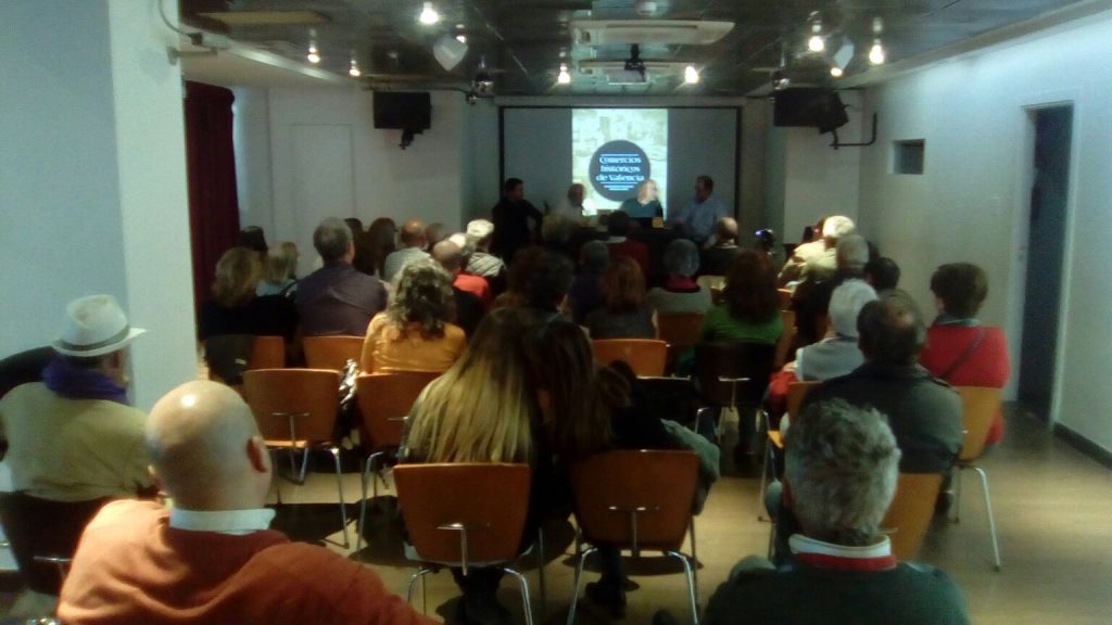 Presentación en el FNAC de los “Comercios Históricos de Valencia”.